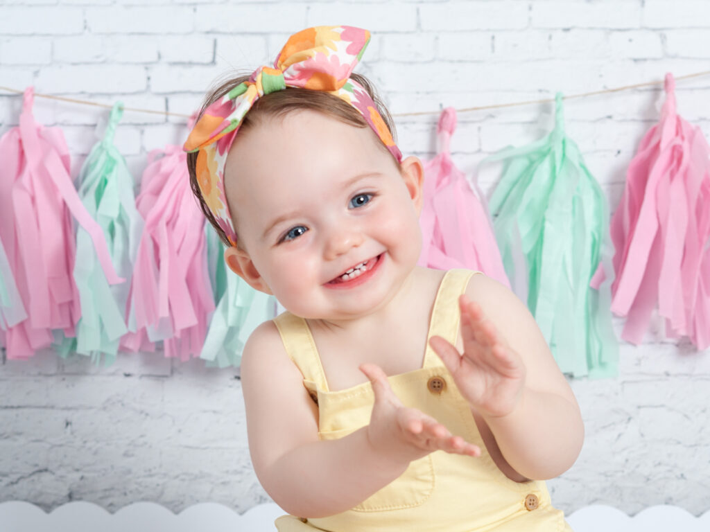 Sesion de fotos con tarta de primer cumpleaños