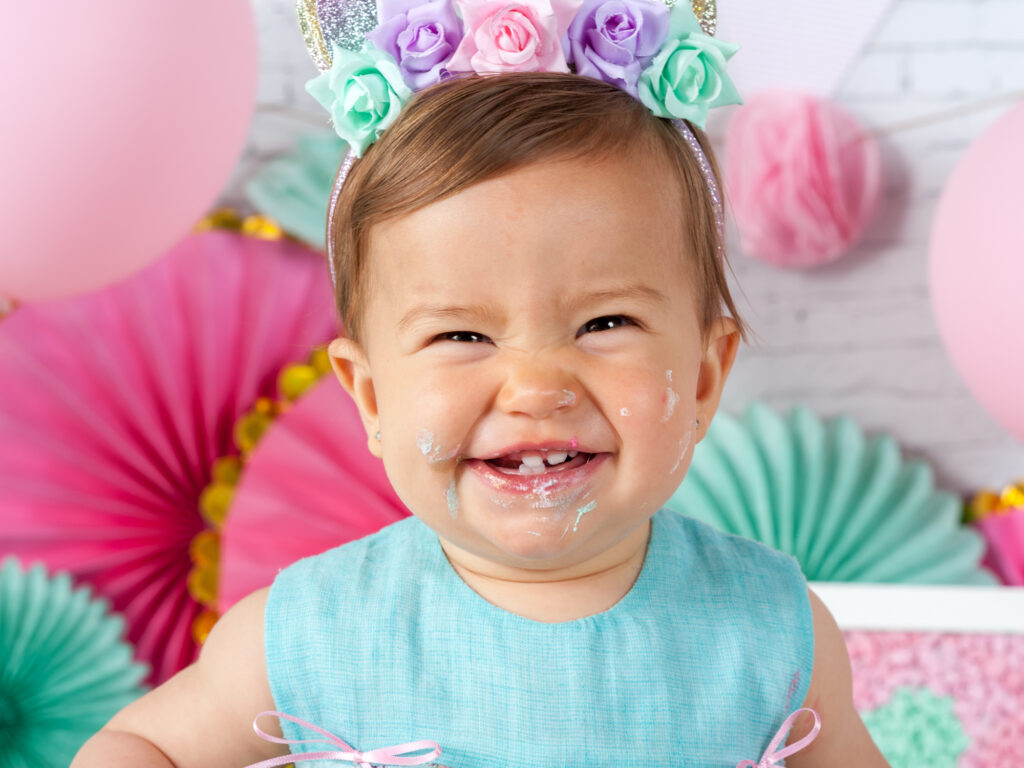 Sesion de fotos con tarta de primer cumpleaños
