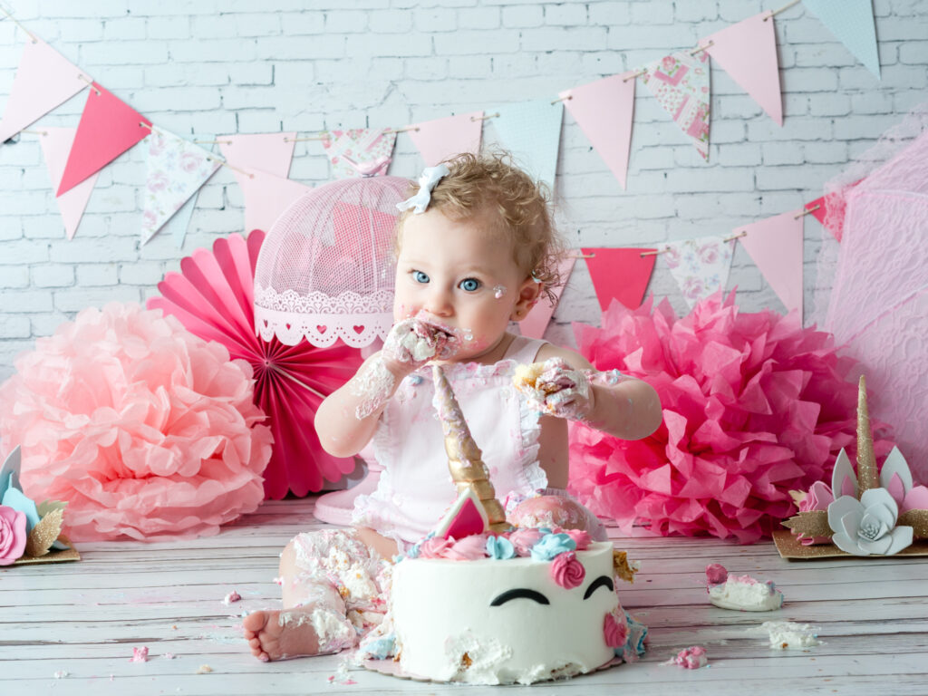 Sesion de fotos con tarta de primer cumpleaños