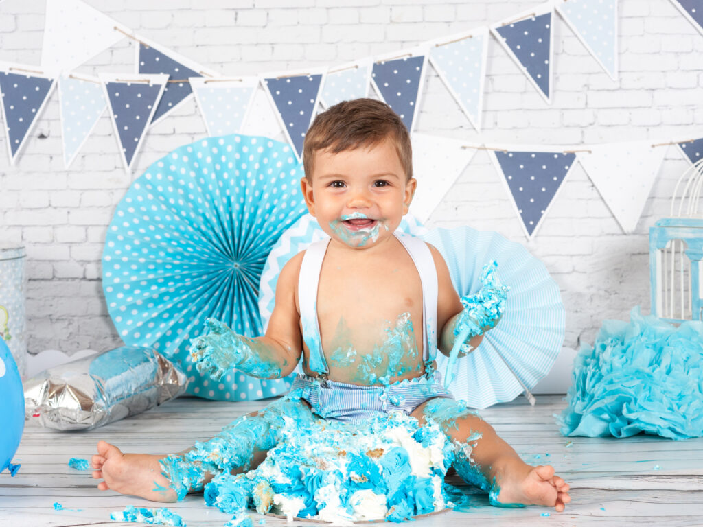 Sesion de fotos con tarta de primer cumpleaños
