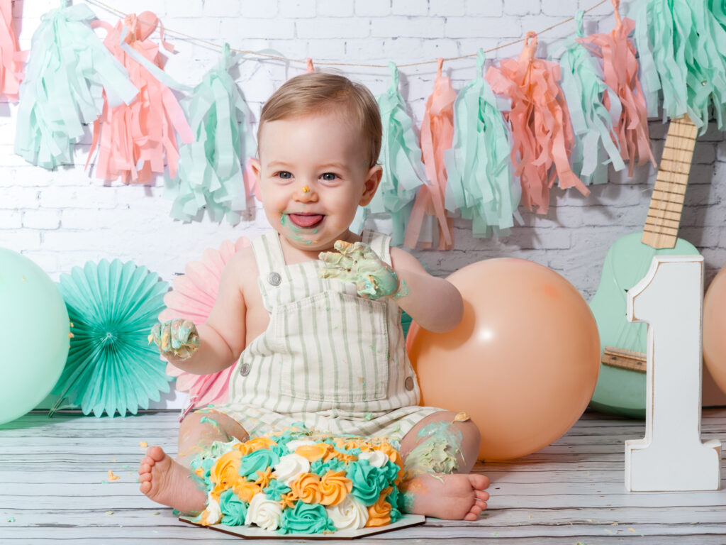 Sesion de fotos con tarta de primer cumpleaños