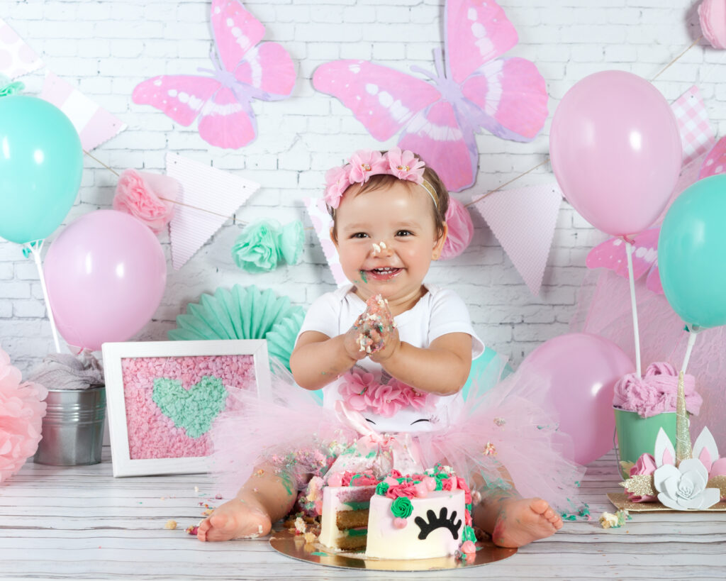 Sesion de fotos con tarta de primer cumpleaños