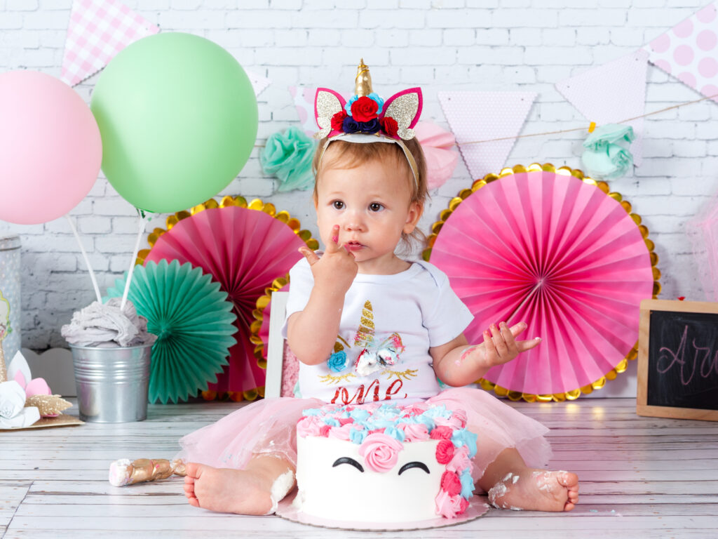 Sesion de fotos con tarta de primer cumpleaños